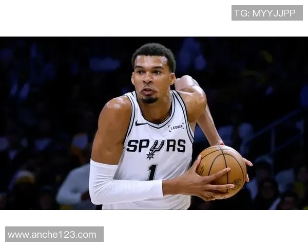 文班亚马有望周四战湖人复出！本赛季已缺席10场 恐再次无缘奖项评选